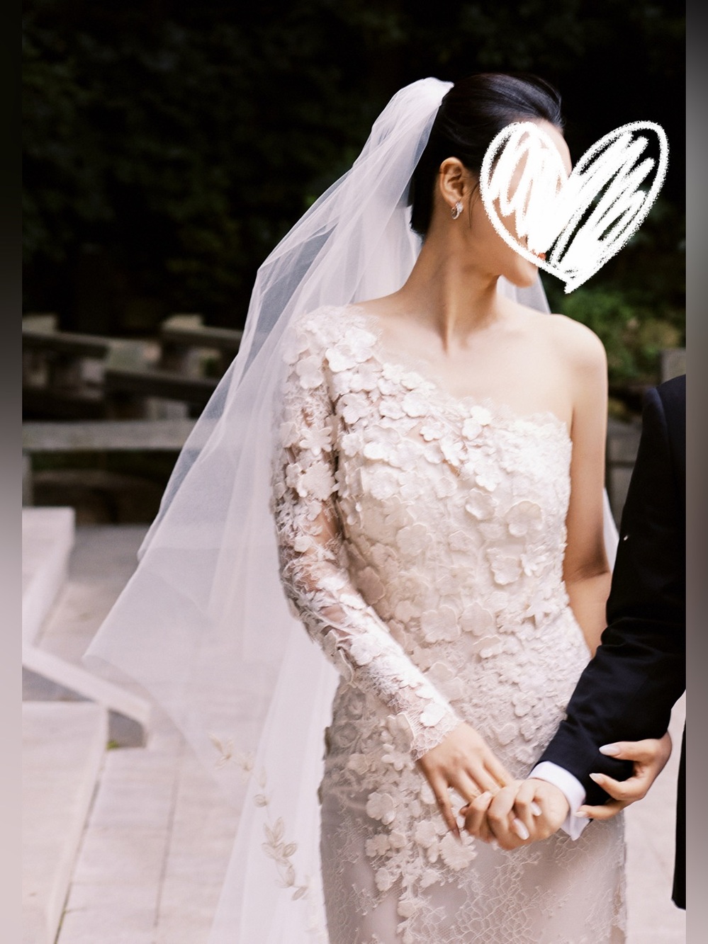 Elie Saab Elegant Floral Lace White Wedding Dress